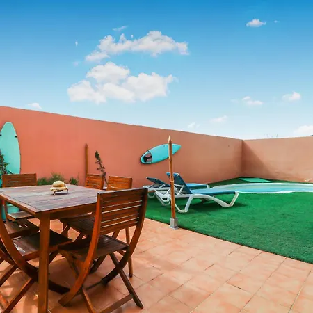 Sonrisa Pool And Relax